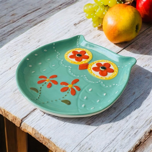 Owl Shaped Ceramic Plate - Picture 4 of 6
